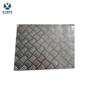 Accurate tolerance 1060 1050 1100 aluminum checkered plate supplier in China 